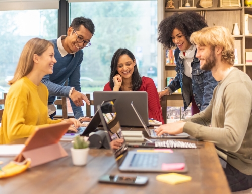 世界杯官方网页版工作生活体验