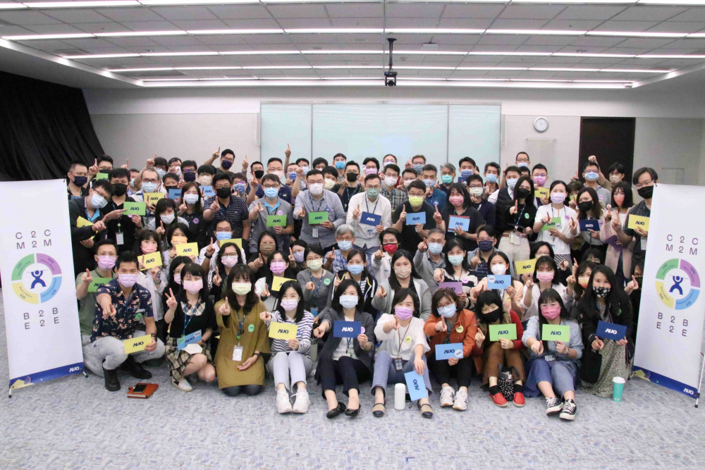 友達提供全球及集團輪調機會，支持同仁持續進修學習，致力為專業人才打造友善多元的職場環境