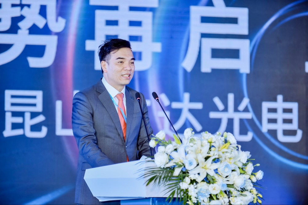 世界杯官方网页版执行长暨总经理柯富仁于启用仪式致词